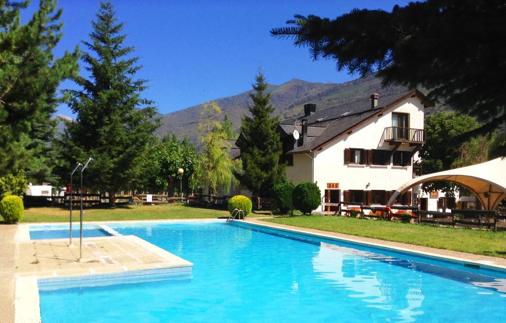 Aiguestortes Camping Resort Esterri d'Àneu Extérieur photo
